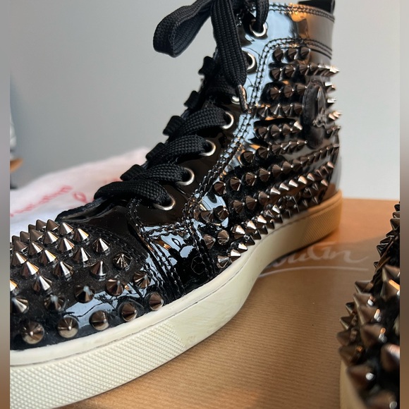 Christian Louboutin Louis Spikes sneaker. - Picture 5 of 7